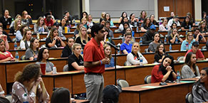 A TTUHSC DPT Student asks the panelist a question during the 2018 Endowed Lecture Series